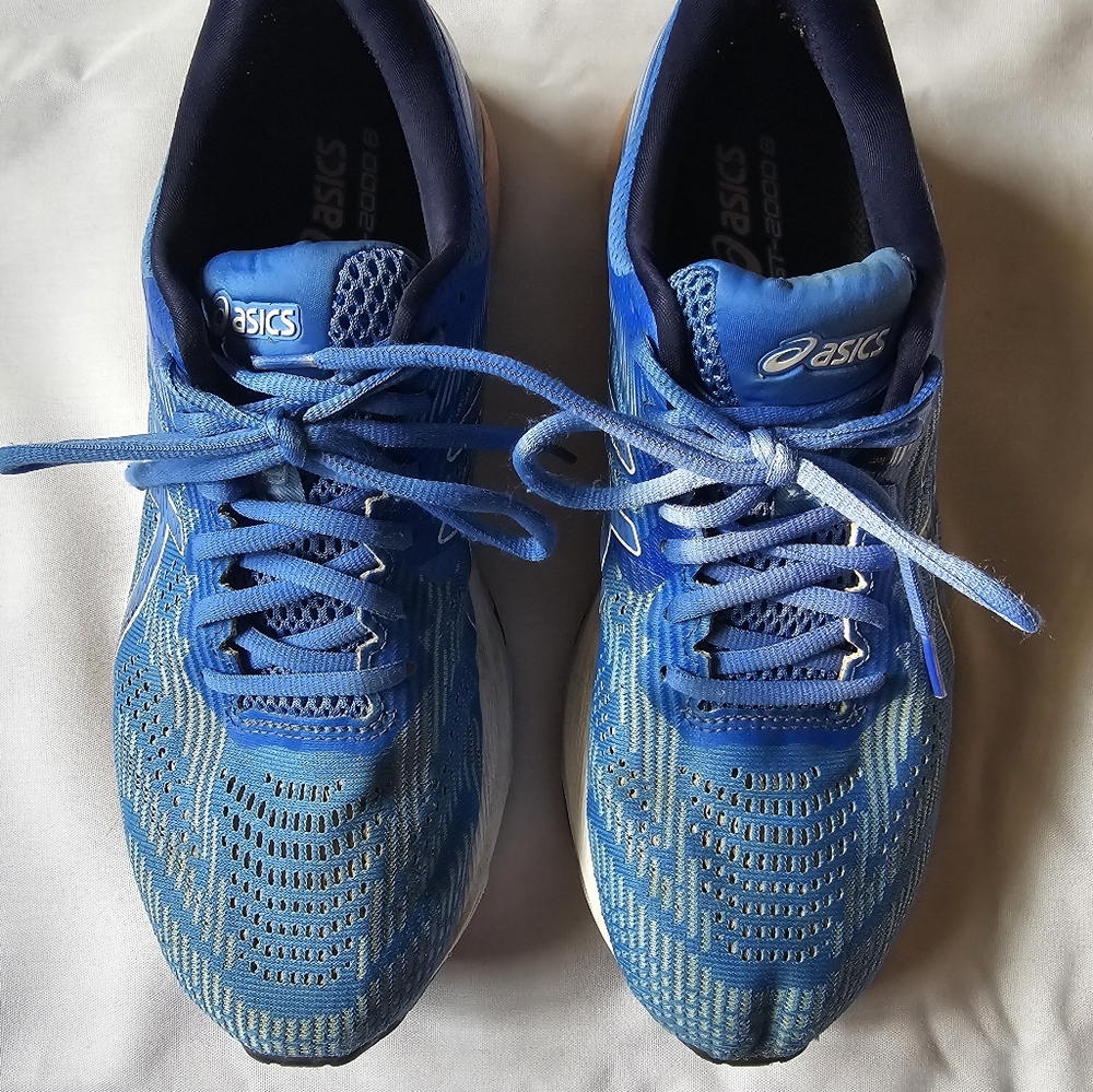 Asics GT-2000 8, Women's size 10.5, blue